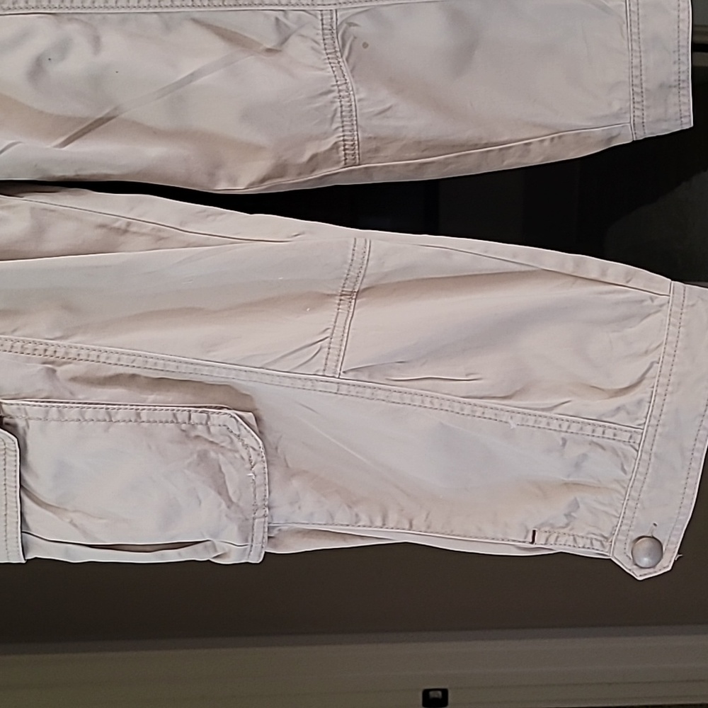 Cache Capris - Picture 2 of 5